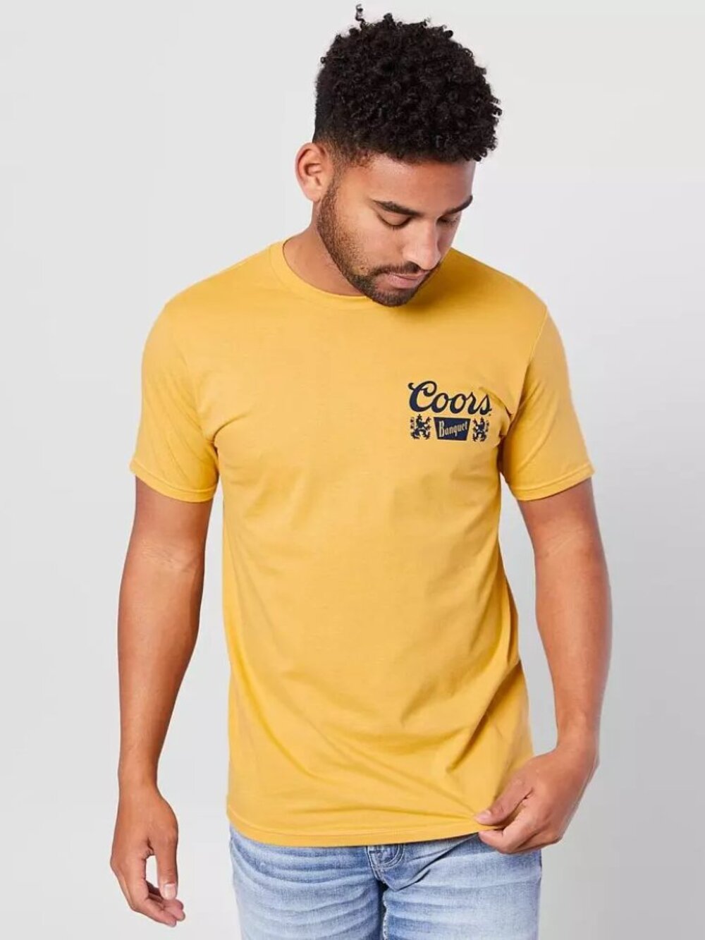 Tee Luv Coors Banquet Beer Mustard Yellow Short-sleeve Graphic T-Shirt XL